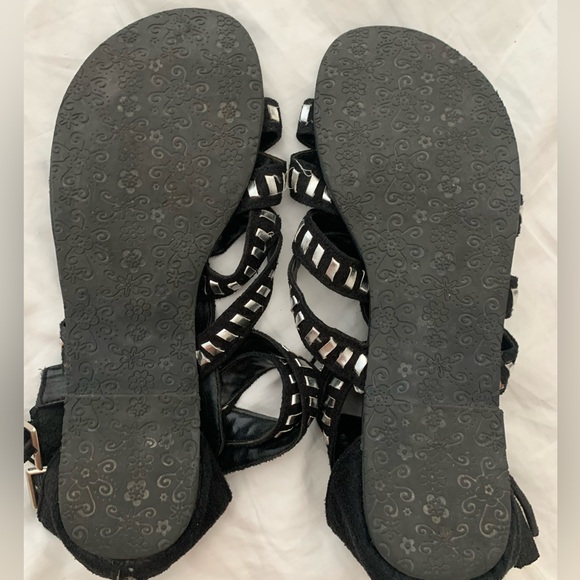 Faux studded black gladiator sandals - Picture 6 of 6